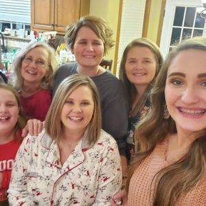 Meet your Posher, Brandi